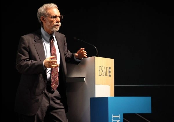 Daniel Goleman, psychologist and author, known for popularizing emotional intelligence and redefining leadership success beyond IQ